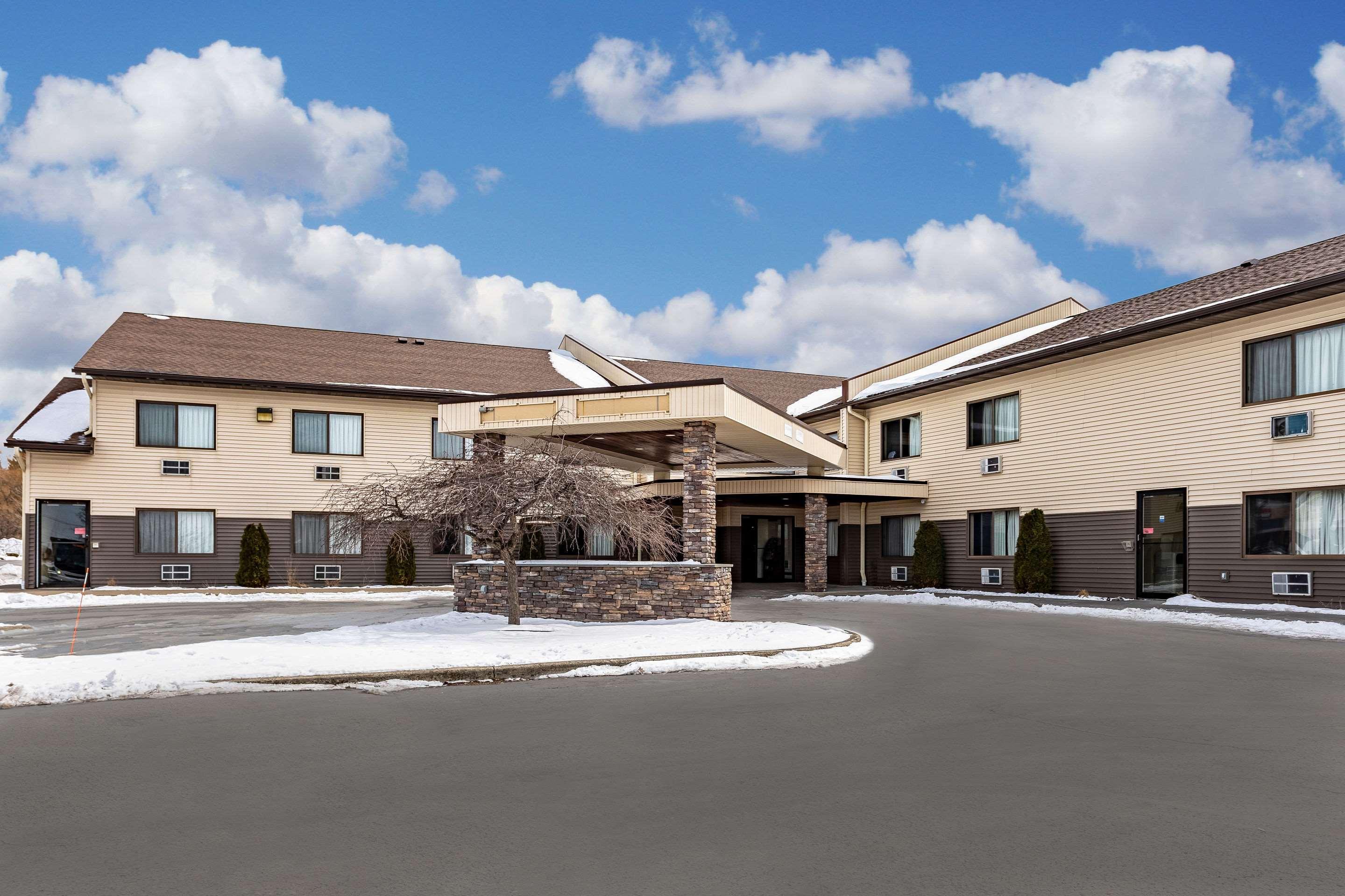 איתקה Econo Lodge מראה חיצוני תמונה