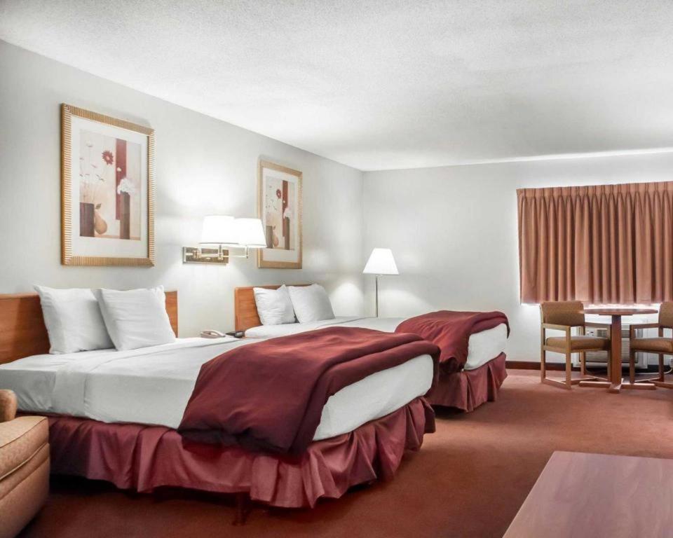 איתקה Econo Lodge מראה חיצוני תמונה