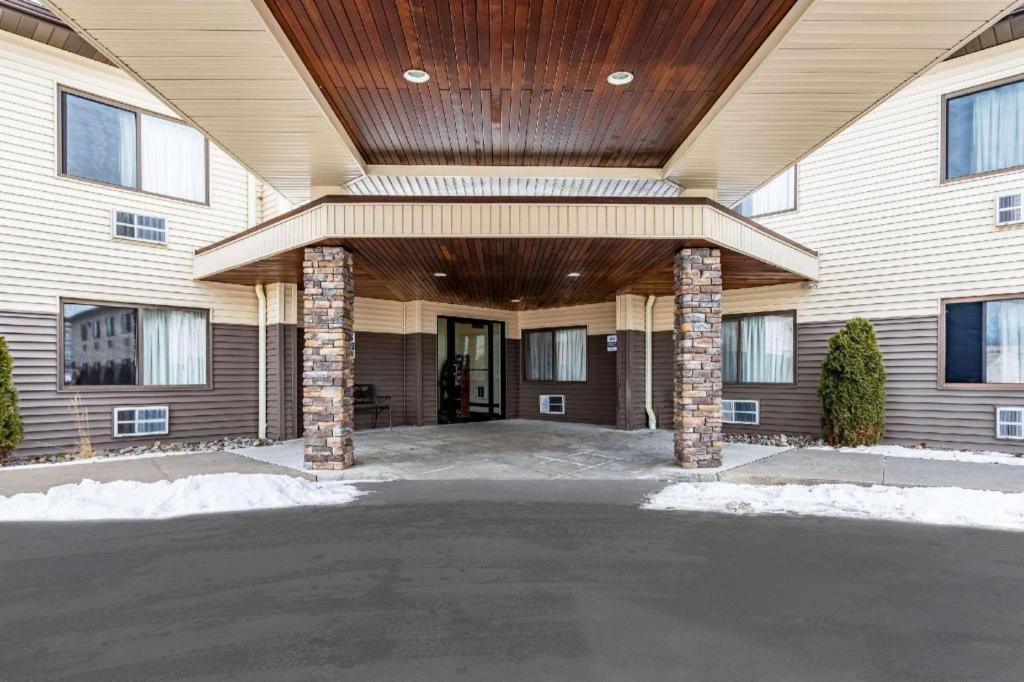 איתקה Econo Lodge מראה חיצוני תמונה